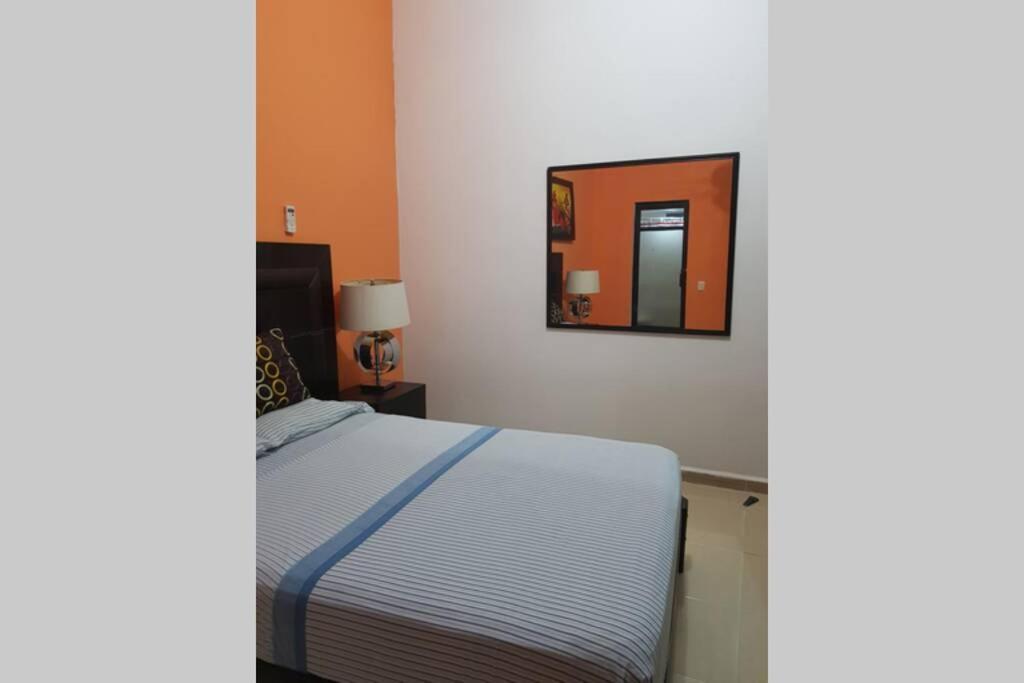 Depto. Maia: A/C, Agua Caliente, Wifi, Tv, Cable. Appartement Palenque Buitenkant foto