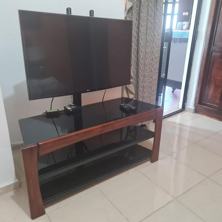 Depto. Maia: A/C, Agua Caliente, Wifi, Tv, Cable. Appartement Palenque Buitenkant foto