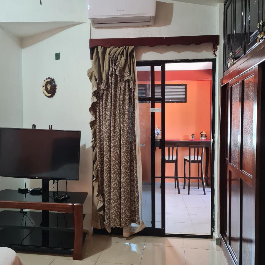 Depto. Maia: A/C, Agua Caliente, Wifi, Tv, Cable. Appartement Palenque Buitenkant foto
